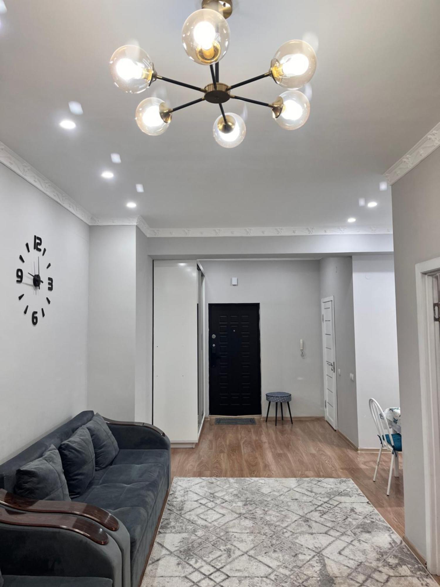 2-Х Комнатная В Золотом Квадрате Apartment อัลมาตี ภายนอก รูปภาพ